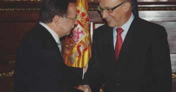 Reunión con el ministro Cristobal Montoro